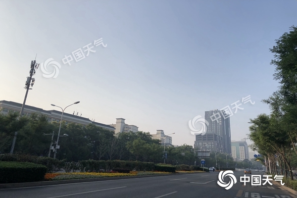 35℃！今天北京高溫天氣重返需防曬 周末降雨降溫